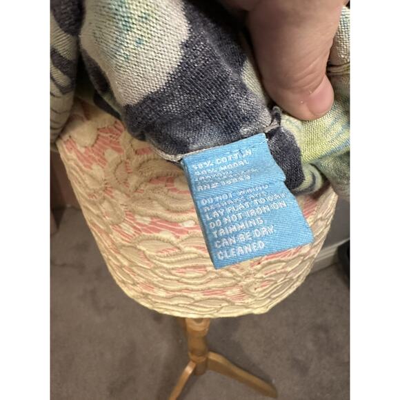 VGUC J. McLaughlin Henley Sweater Medium Navy Lime Green Print READ - Picture 7 of 11